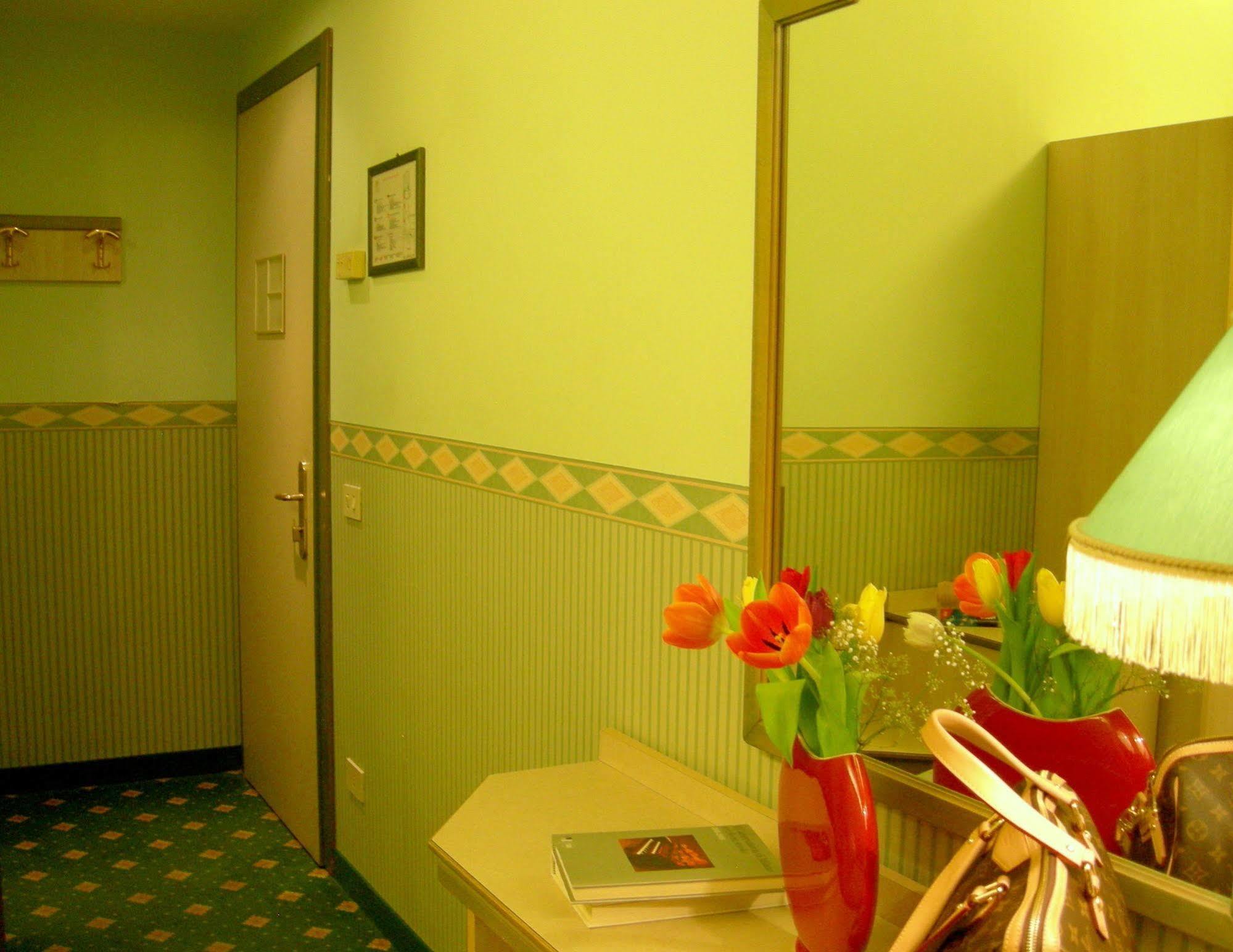 Buenos Aires Hotel Milano Eksteriør bilde